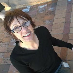 Meet your Posher, Sallie